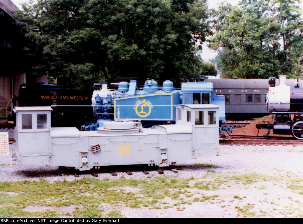 U.S. Panama Canal "Mule" #686